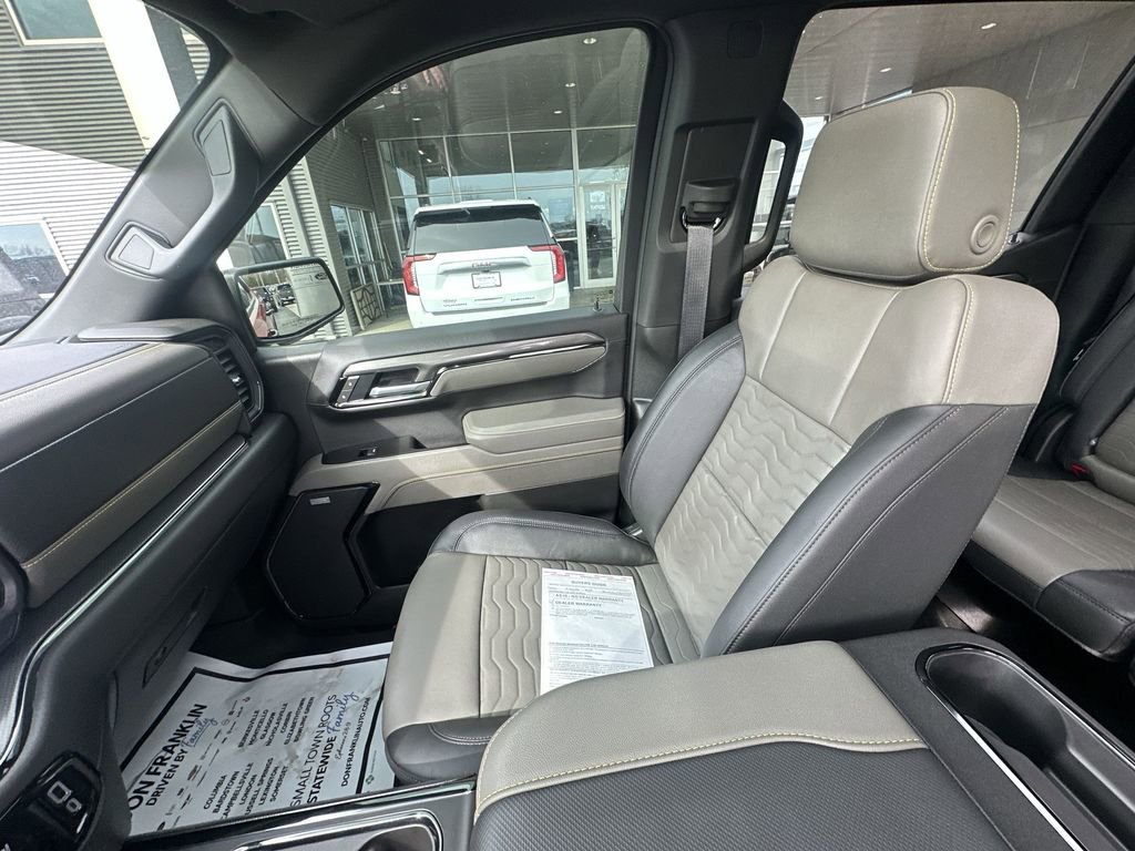Used 2025 Chevrolet Silverado 1500 ZR2 w/ Technology Package image 11