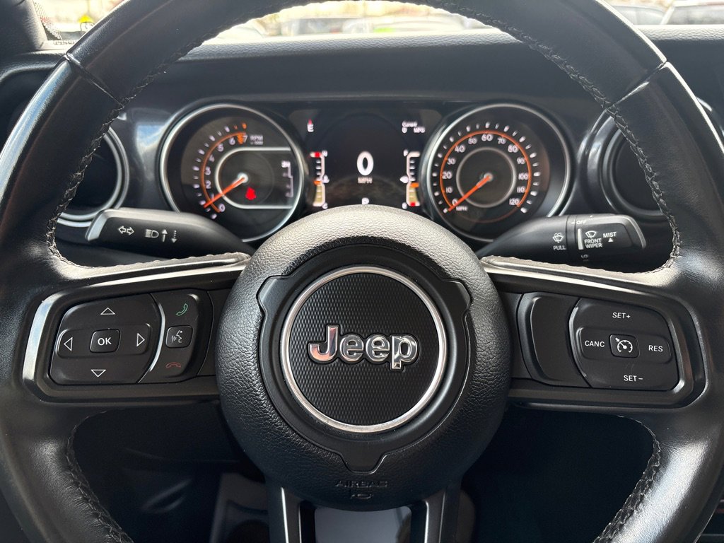 Used 2022 Jeep Gladiator Sport image 13