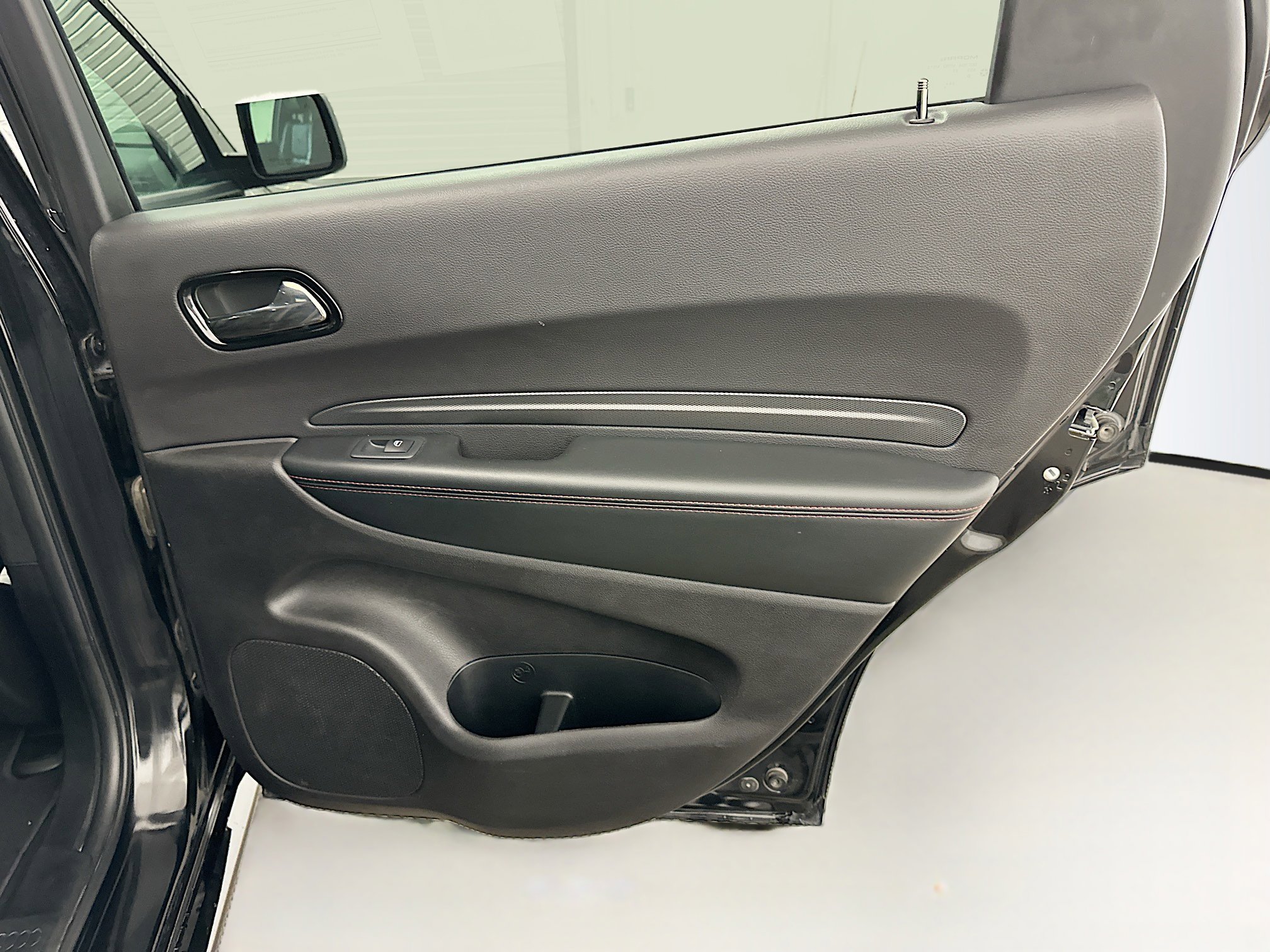 Used 2025 Dodge Durango GT image 34