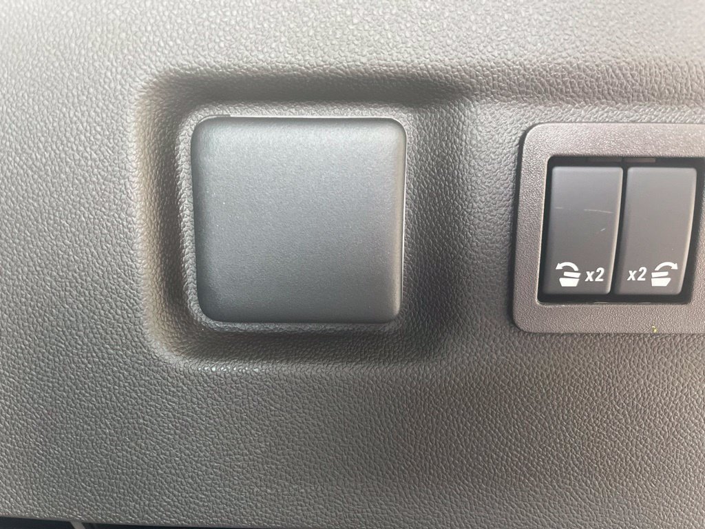 New 2026 GMC Yukon XL Elevation AWD/4WD image 43
