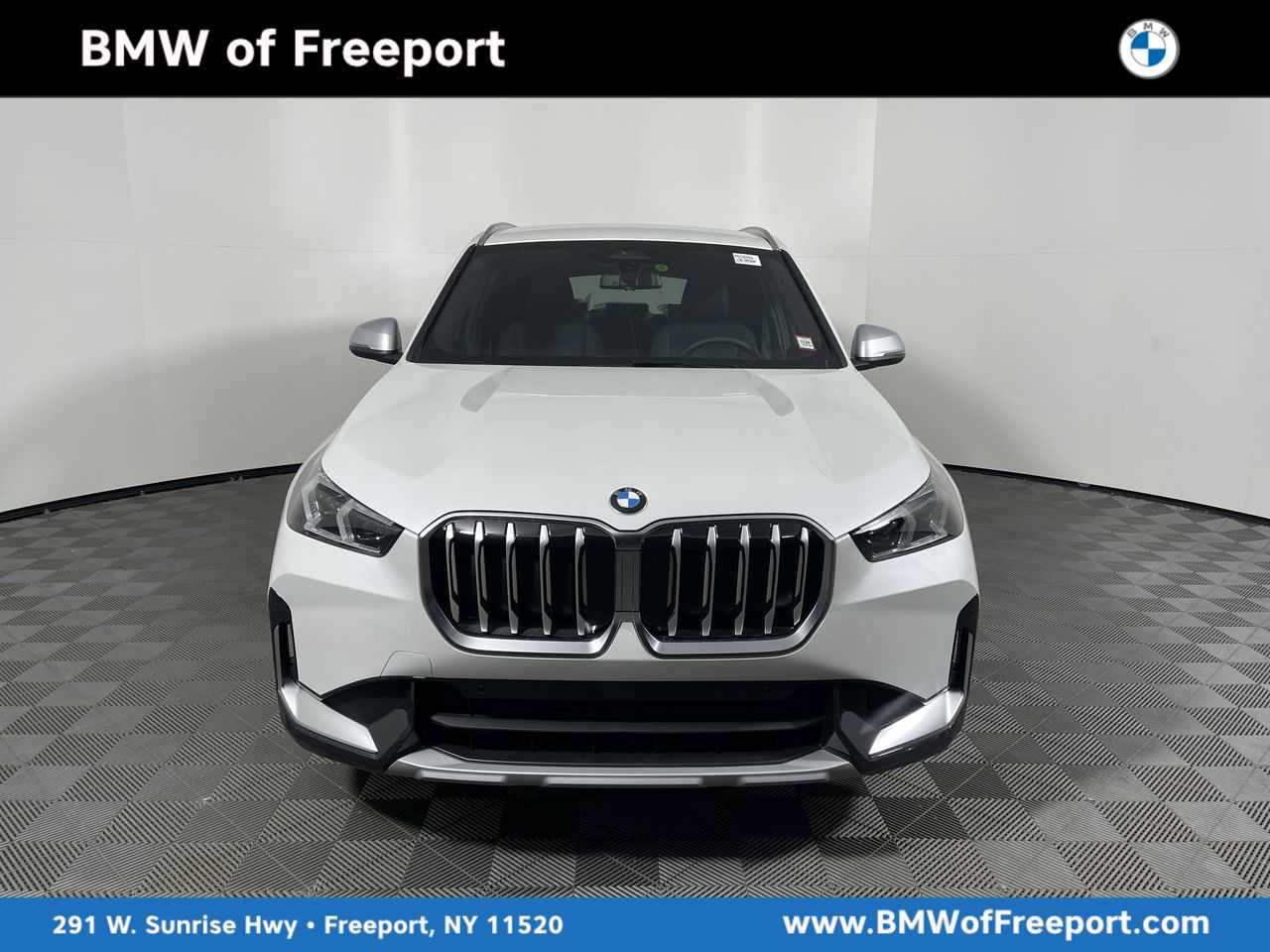 Used 2023 BMW X1 xDrive28i w/ Convenience Package AWD/4WD image 1