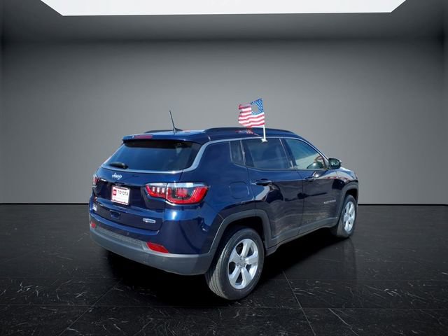 Used 2020 Jeep Compass Latitude w/ Popular Equipment Group AWD/4WD image 3