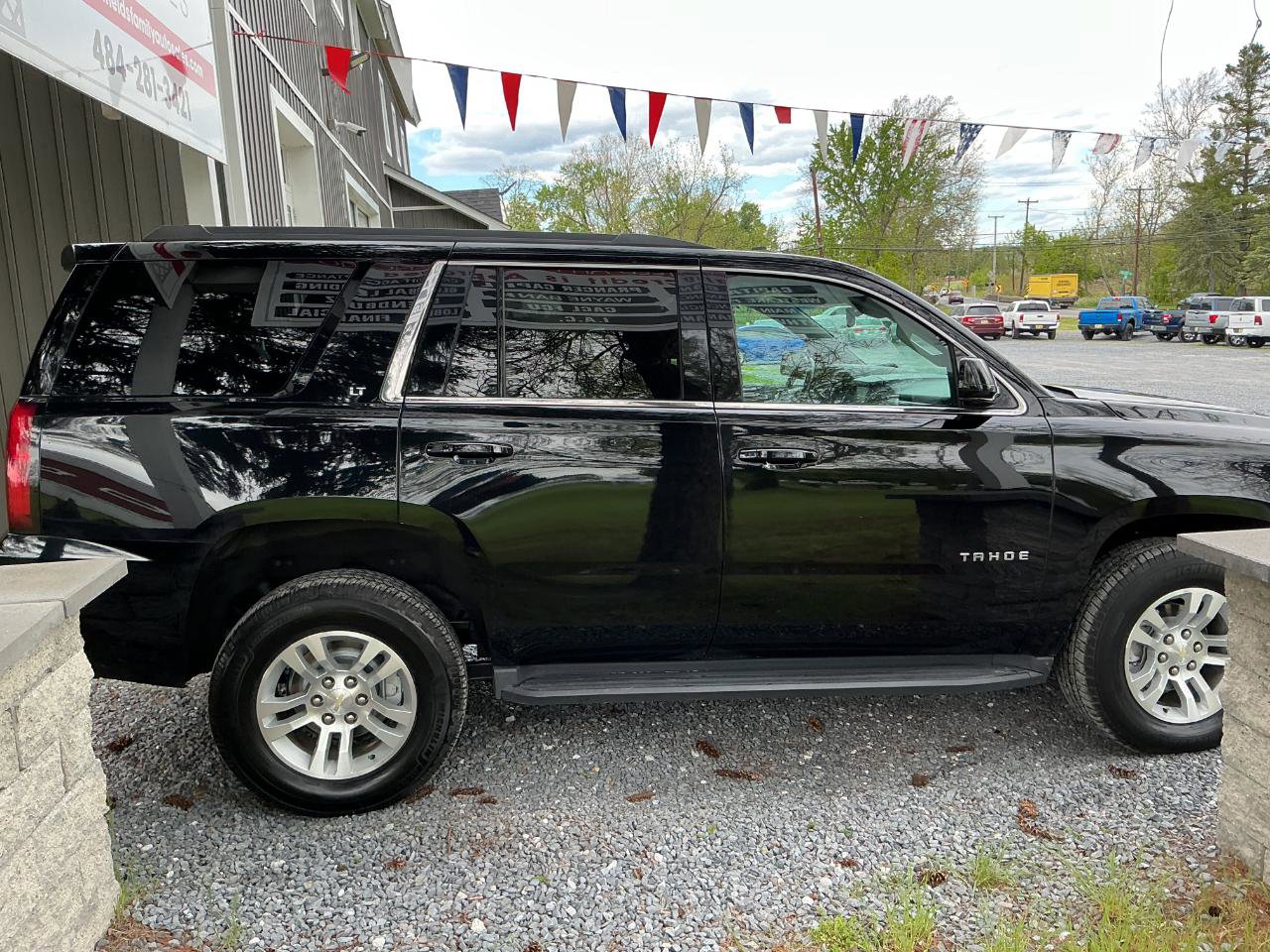 Used 2019 Chevrolet Tahoe LT AWD/4WD image 4