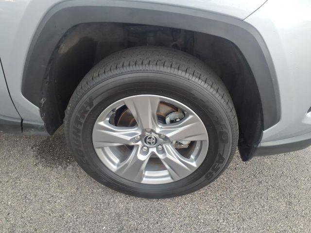 Certified 2025 Toyota RAV4 XLE AWD/4WD image 30