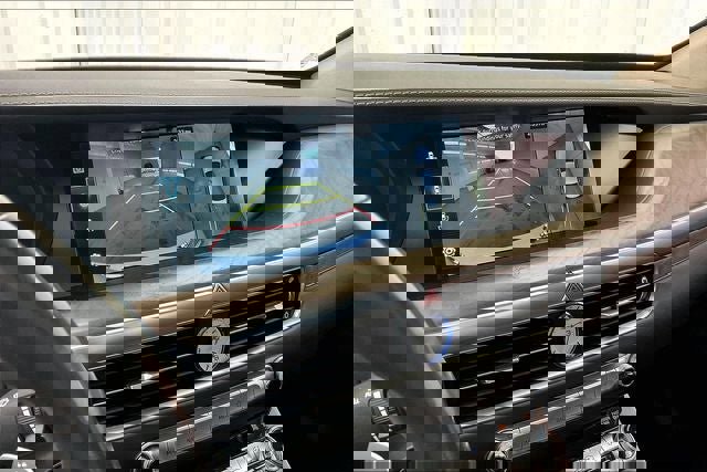 Used 2021 Genesis G90 3.3T Premium image 28