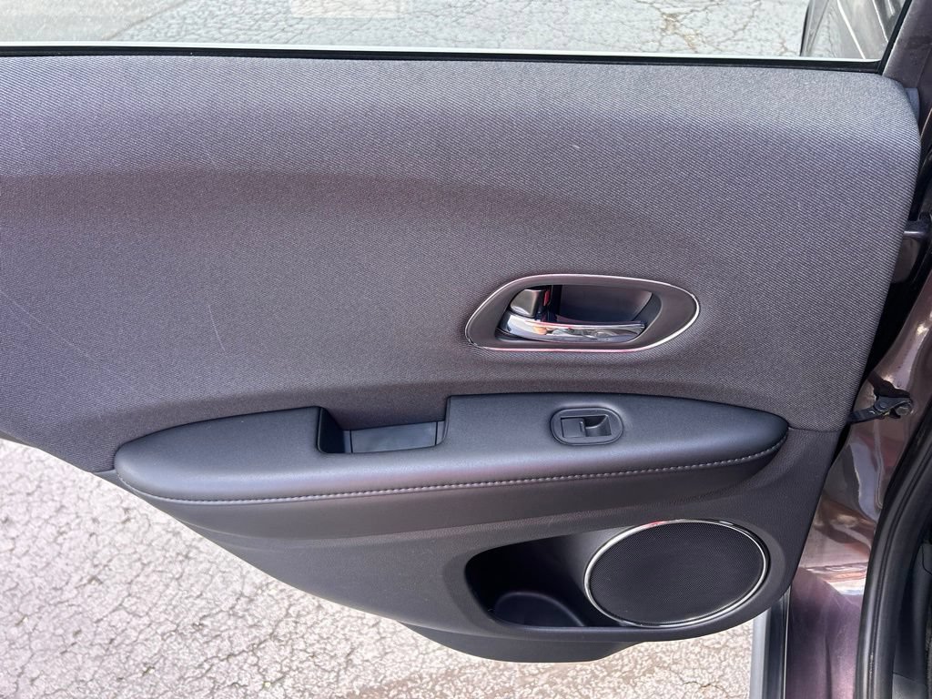 Used 2022 Honda HR-V EX image 36