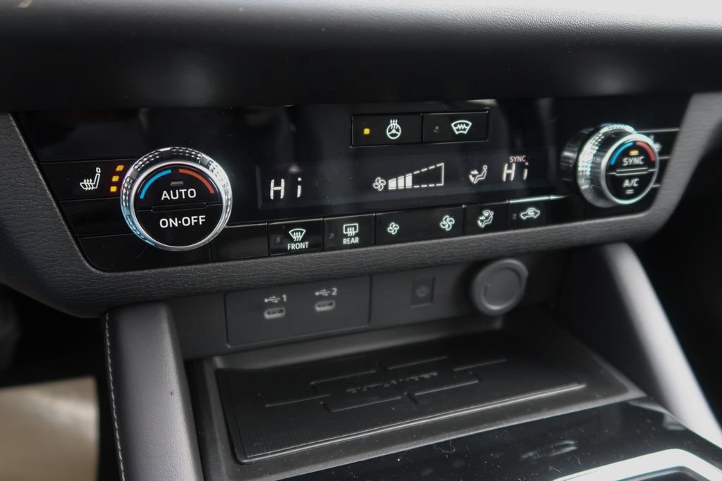 New 2026 Mitsubishi Outlander AWD image 37
