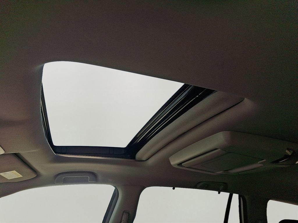 Used 2022 Honda Pilot Touring image 16