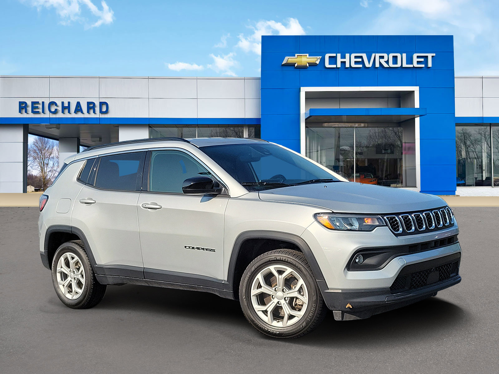 Used 2024 Jeep Compass Latitude