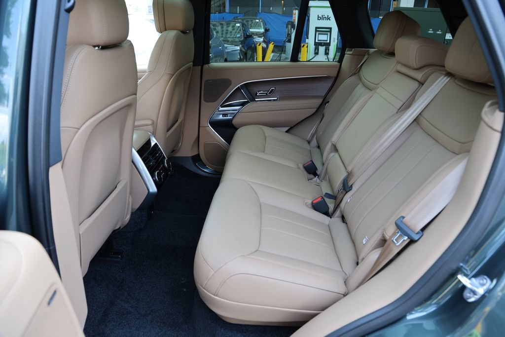 New 2026 Land Rover Range Rover SE AWD/4WD image 23
