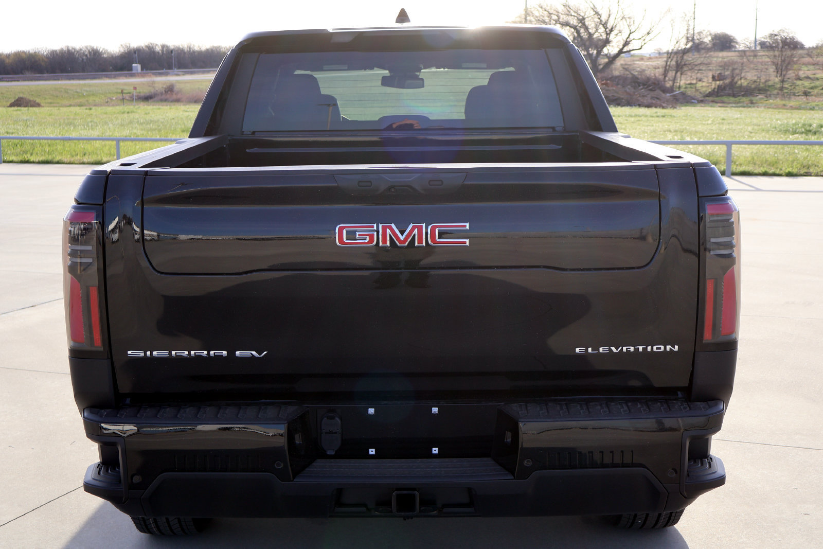 New 2026 GMC Sierra EV Elevation AWD/4WD image 5