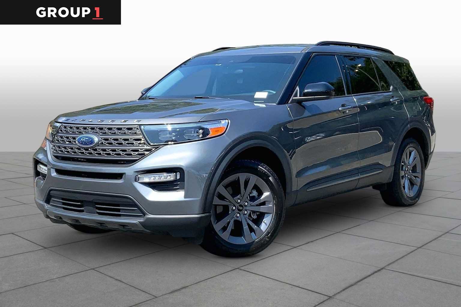 Used 2023 Ford Explorer XLT w/ Equipment Group 202A RWD image 1