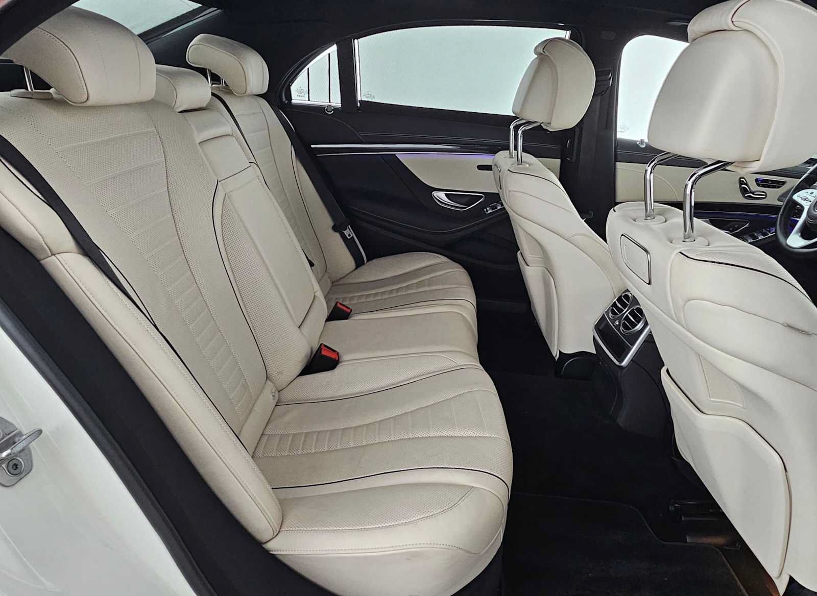 Used 2018 Mercedes-Benz S 560 Sedan image 12
