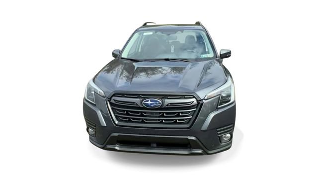 Used 2023 Subaru Forester Limited image 3