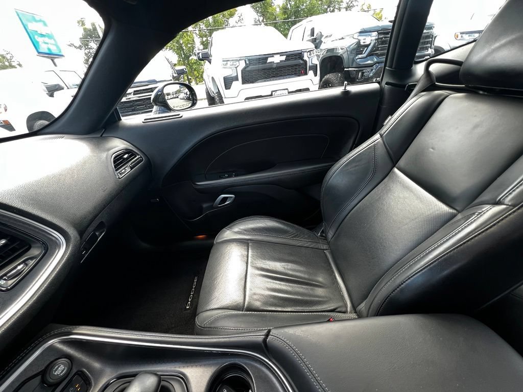 Used 2016 Dodge Challenger R/T Plus RWD image 25