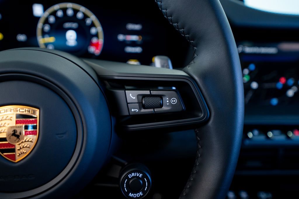 Used 2025 Porsche 911 GT3 image 36