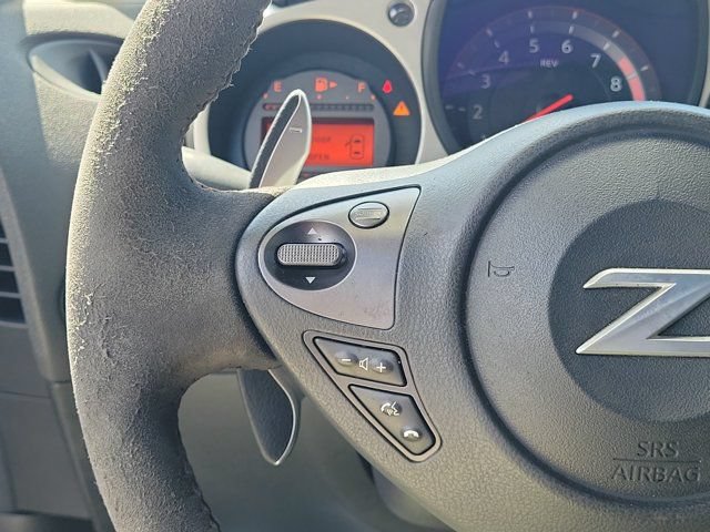 Used 2020 Nissan 370Z Coupe RWD image 16