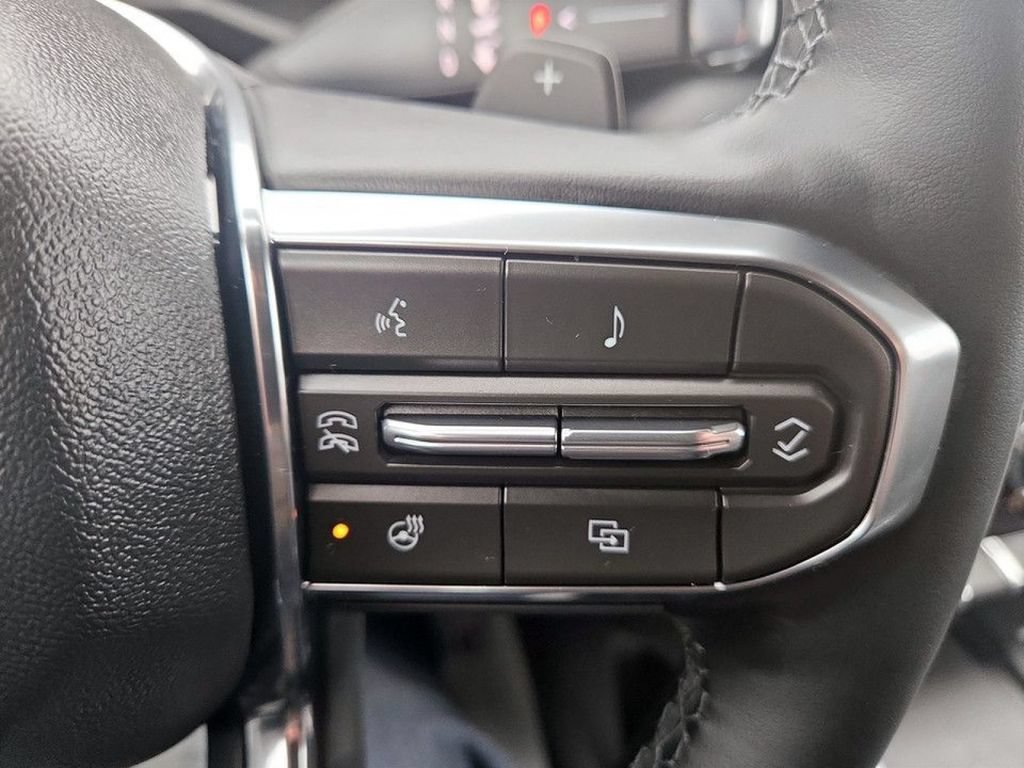 New 2026 GMC Acadia Elevation w/ Black Edition AWD/4WD image 16