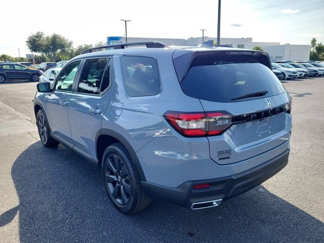 Certified 2025 Honda Pilot Sport image 32