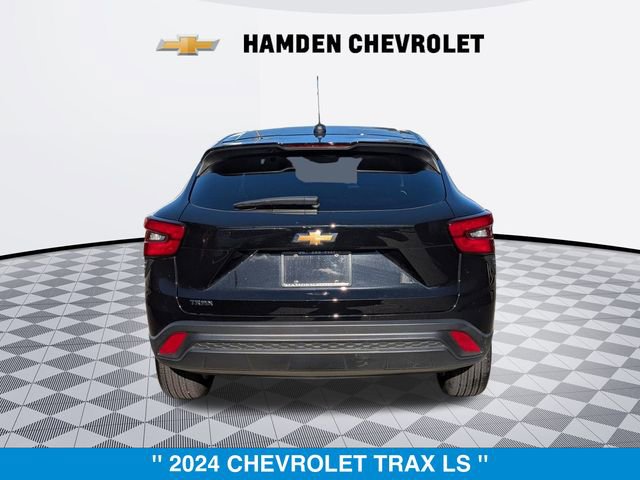 Certified 2024 Chevrolet Trax LS w/ LS Convenience Package image 4