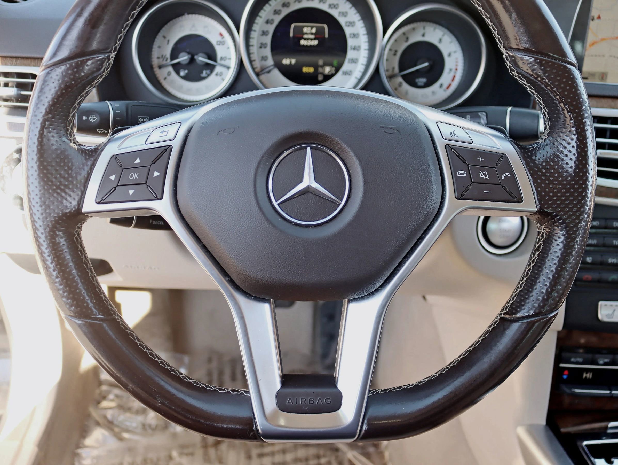 Used 2014 Mercedes-Benz E 350 E 350 4MATIC Sedan 4D image 18