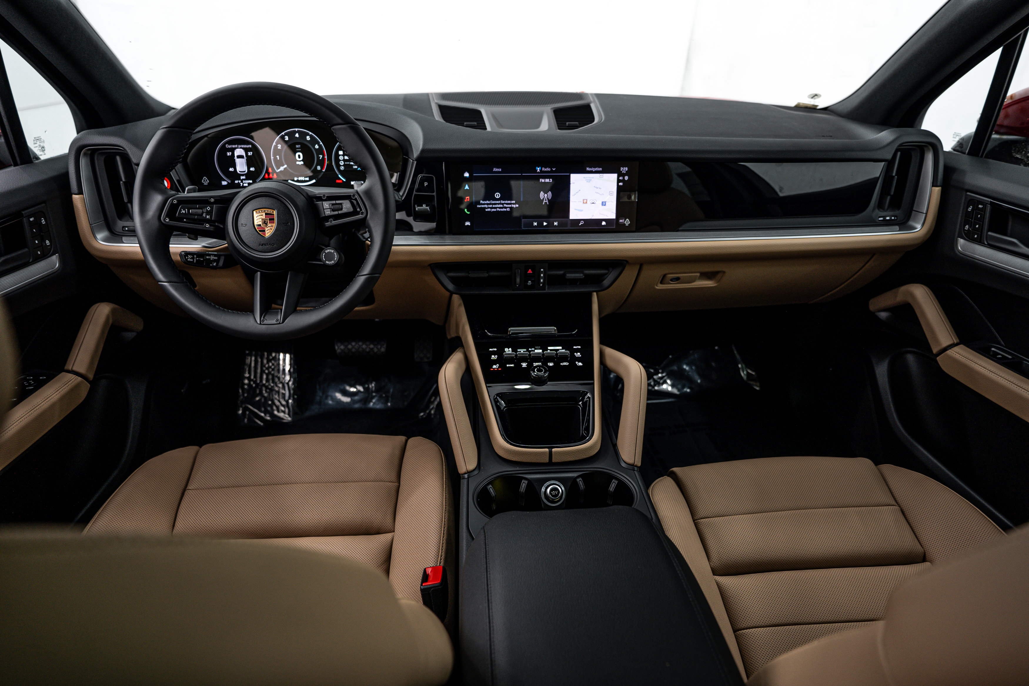 Certified 2026 Porsche Cayenne AWD/4WD image 13