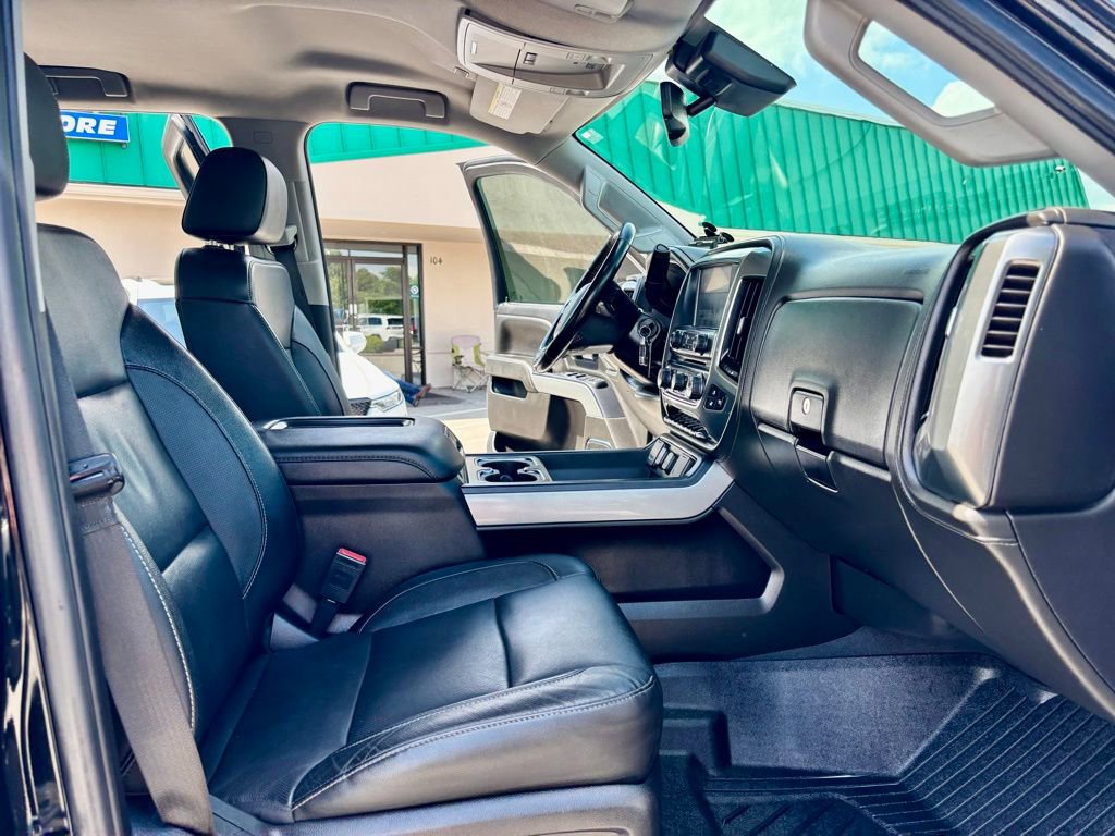 Used 2019 Chevrolet Silverado 2500 LTZ w/ Duramax Plus Package AWD/4WD image 17