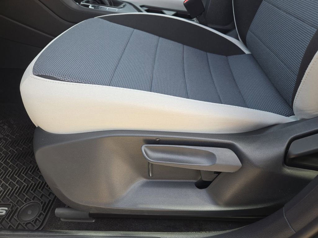 New 2026 Volkswagen Taos S image 18