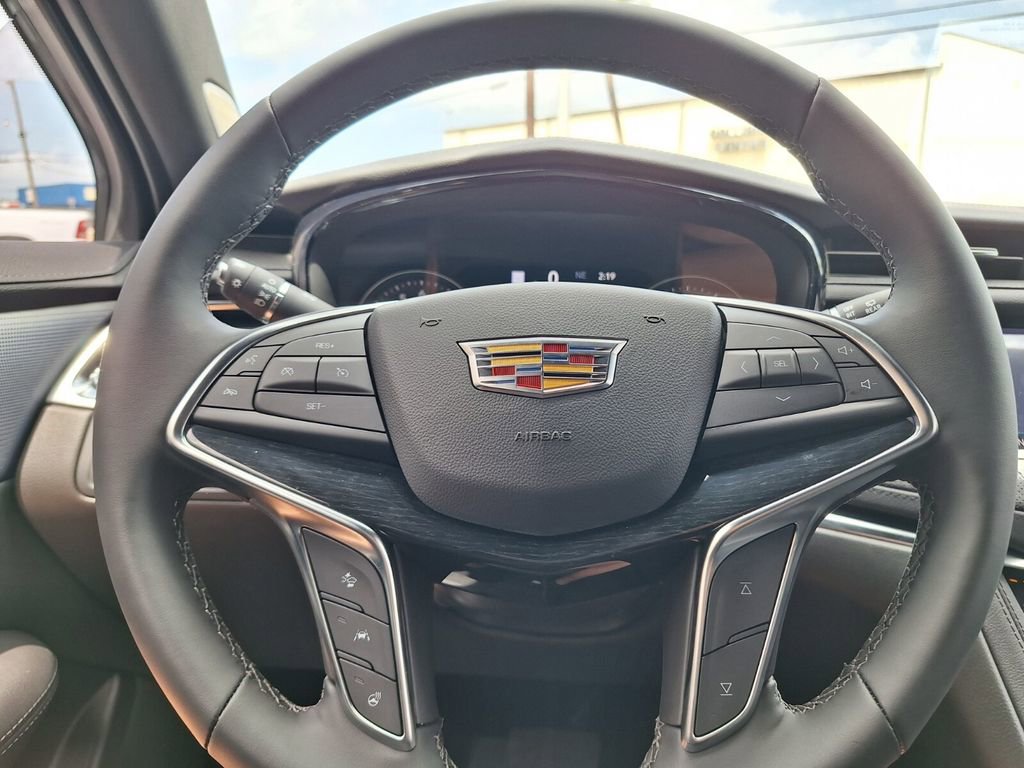 New 2026 Cadillac XT5 Premium Luxury w/ Driver Assist Package FWD image 15