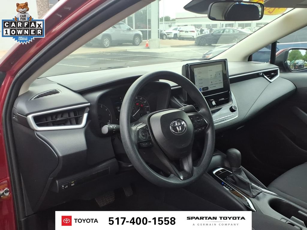 Used 2025 Toyota Corolla LE FWD image 14