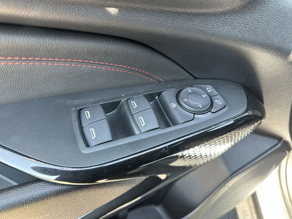 New 2026 Chevrolet Trax RS w/ Sunroof Package image 13