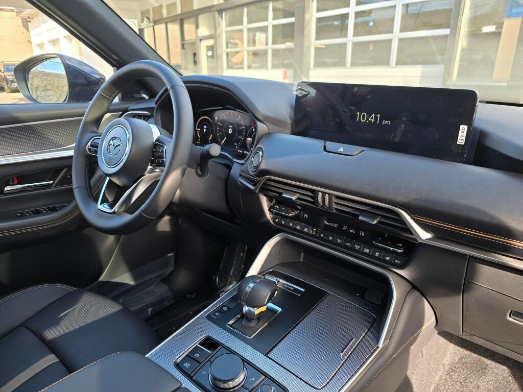 New 2026 MAZDA CX-90 Plug-In Hybrid w/ Premium Plus image 12