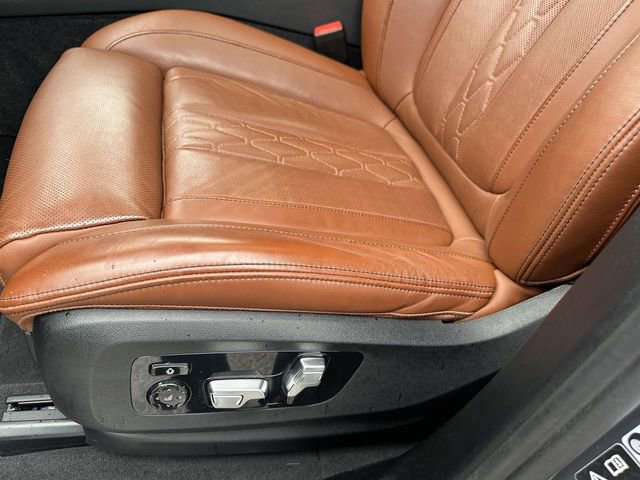 Certified 2024 BMW X7 M60i w/ Executive Package image 28