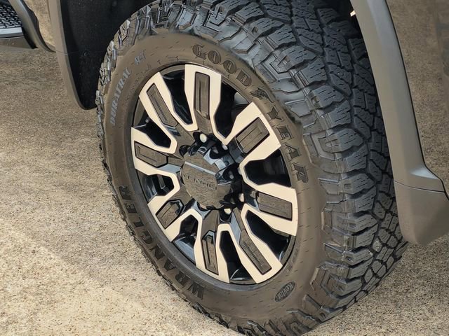 Used 2023 Chevrolet Silverado 2500 LTZ w/ LTZ Texas Edition AWD/4WD image 7