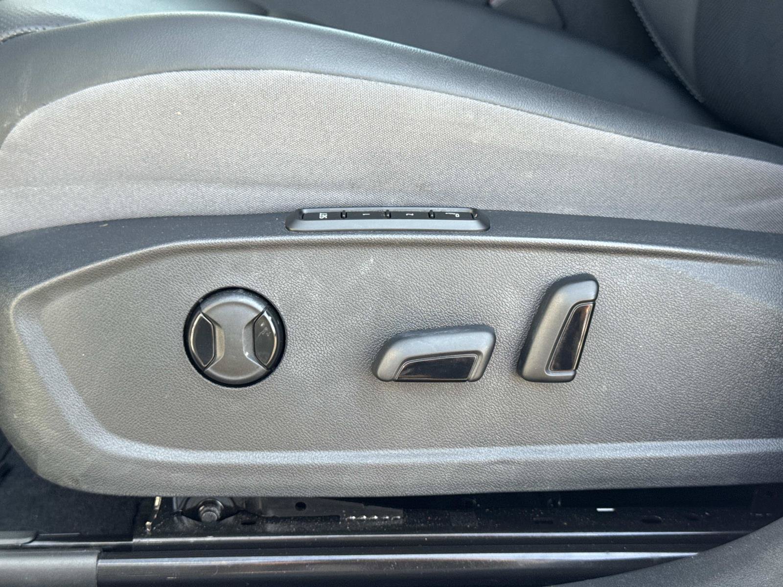 Certified 2023 Volkswagen ID.4 Pro S RWD image 24
