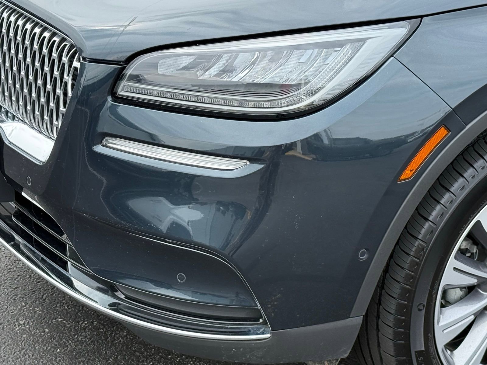 Used 2022 Lincoln Corsair Reserve w/ Equipment Group 201A image 9