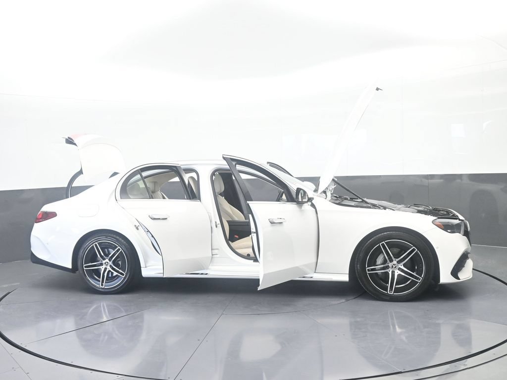 Used 2025 Mercedes-Benz E 350 Sedan w/ Winter Package image 86