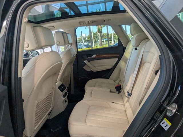 Used 2023 Audi Q5 2.0T Premium Plus w/ Premium Plus Package image 8