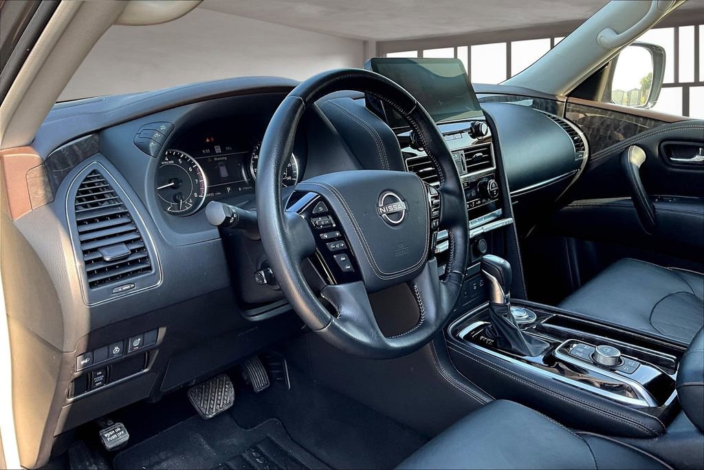 Used 2023 Nissan Armada Platinum w/ Captain's Chairs Package image 17