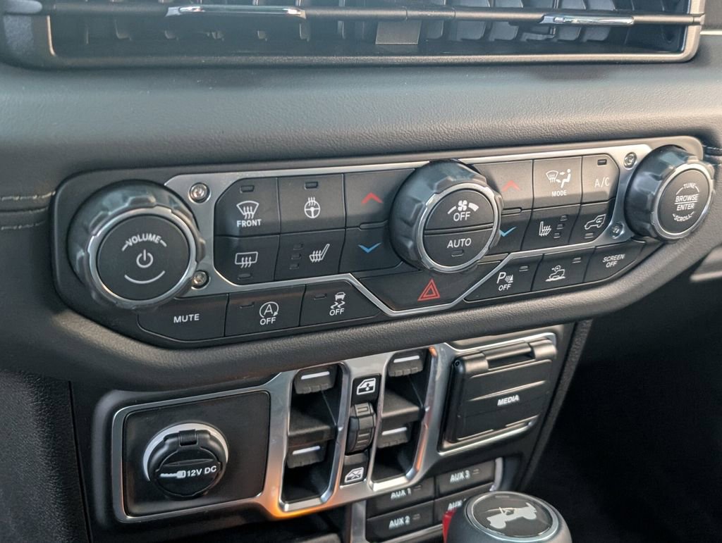 New 2026 Jeep Wrangler Sahara image 18