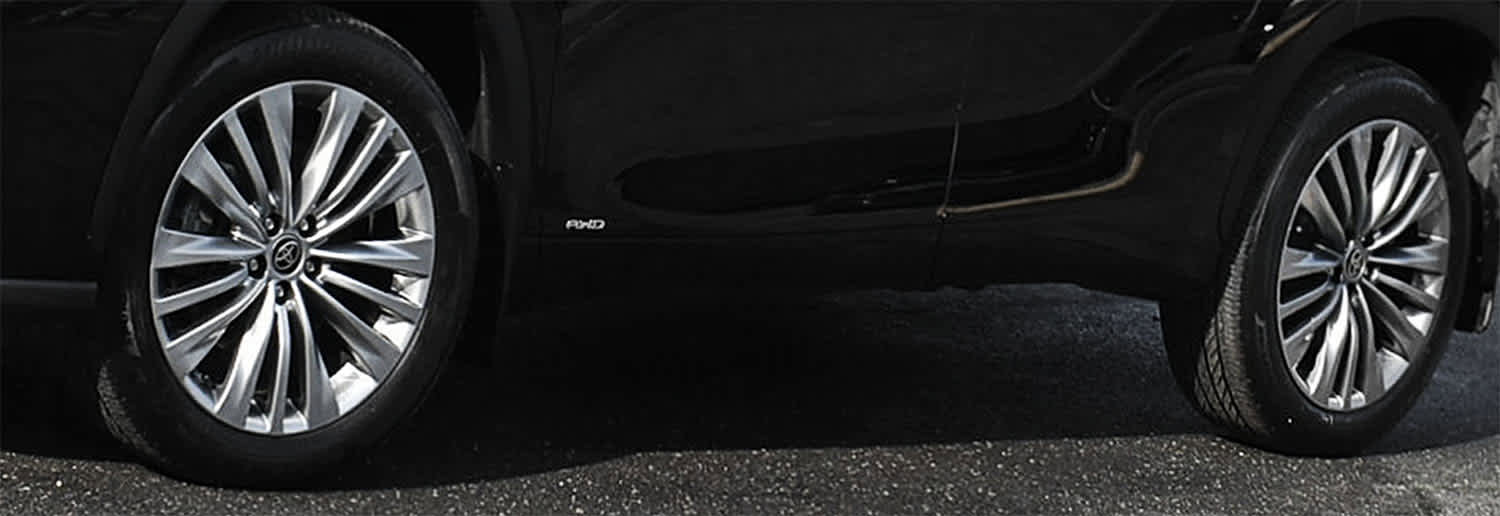 Used 2023 Toyota Highlander Platinum image 33