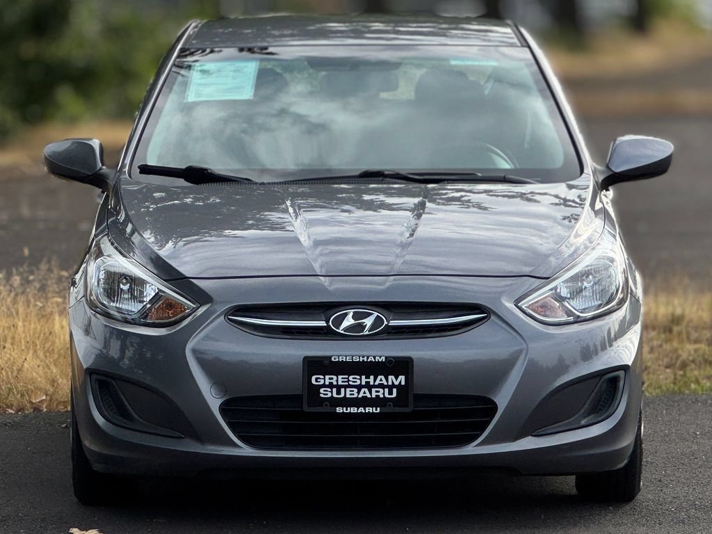 Used 2017 Hyundai Accent SE FWD image 2