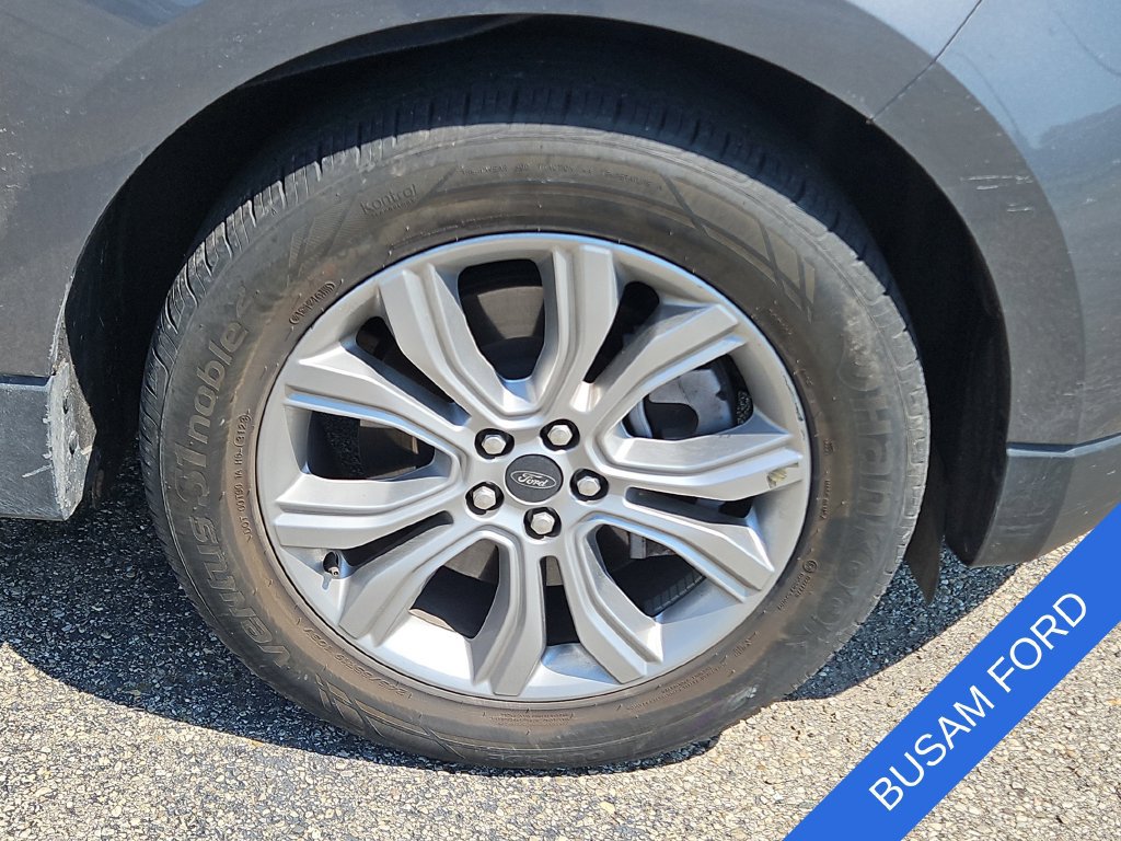 Used 2024 Ford Edge Titanium AWD/4WD image 5