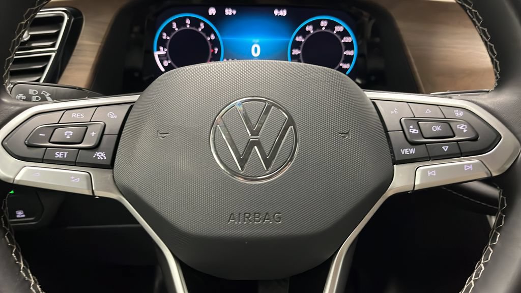 Used 2024 Volkswagen Atlas SE AWD/4WD image 15