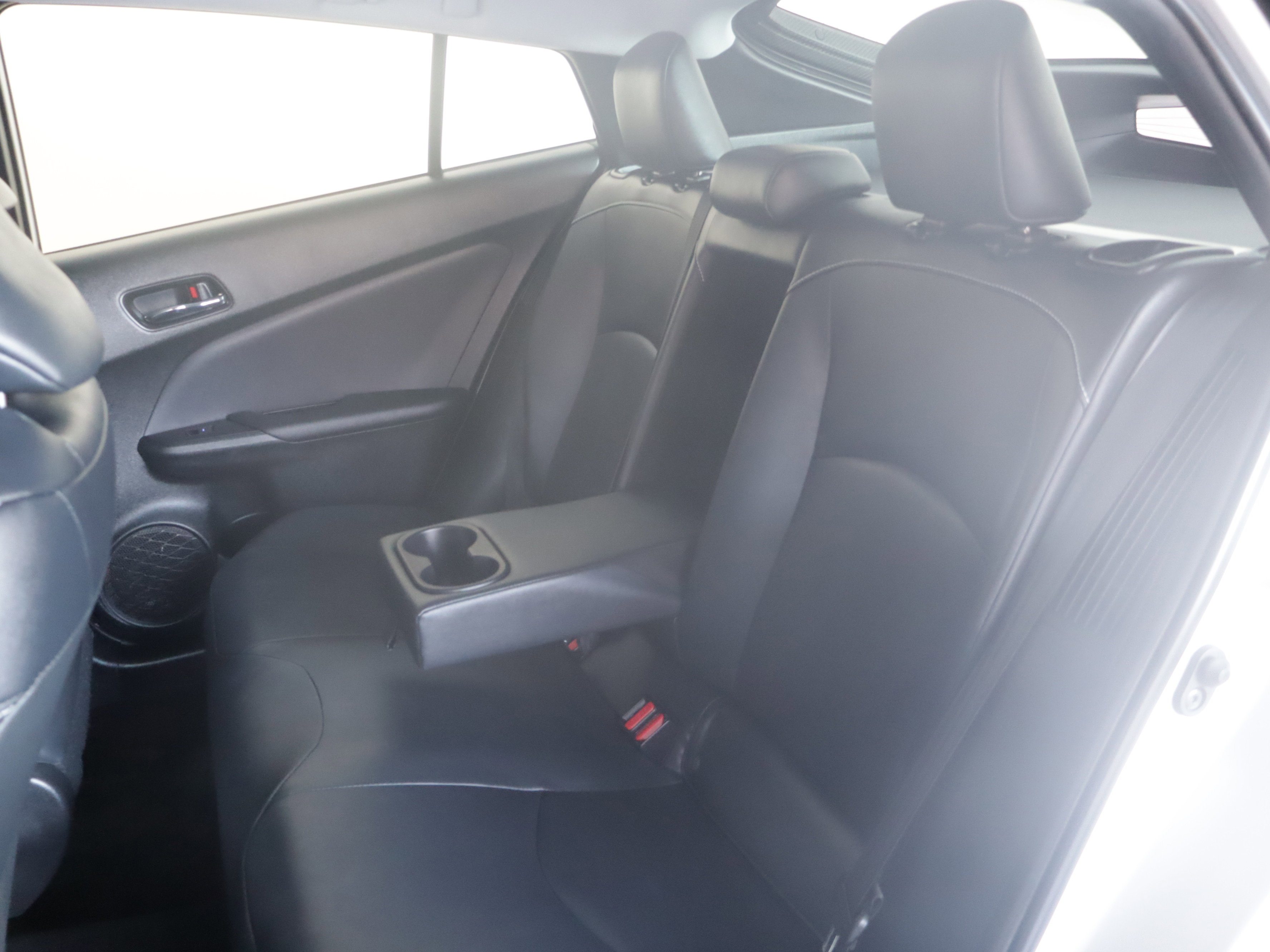 Used 2021 Toyota Prius Prime Limited image 8