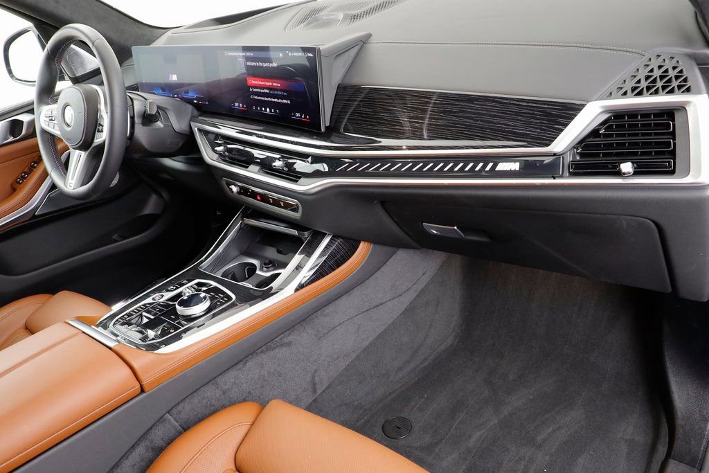 Certified 2026 BMW X7 M60i image 22