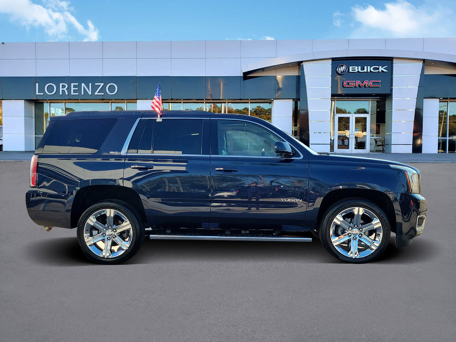 Used 2019 GMC Yukon SLT w/ Open Road Package image 4