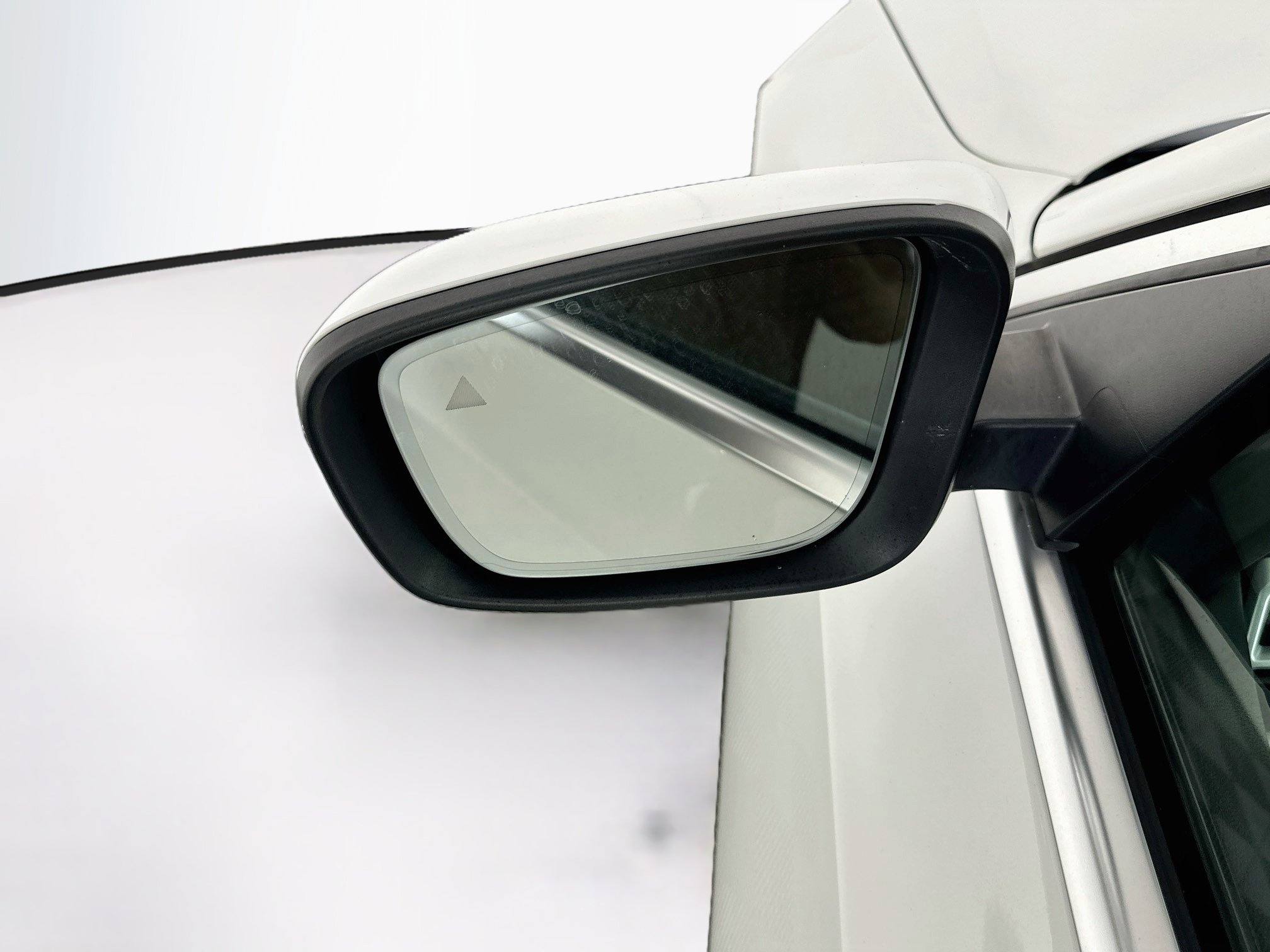Used 2025 BMW 330i Sedan RWD image 16