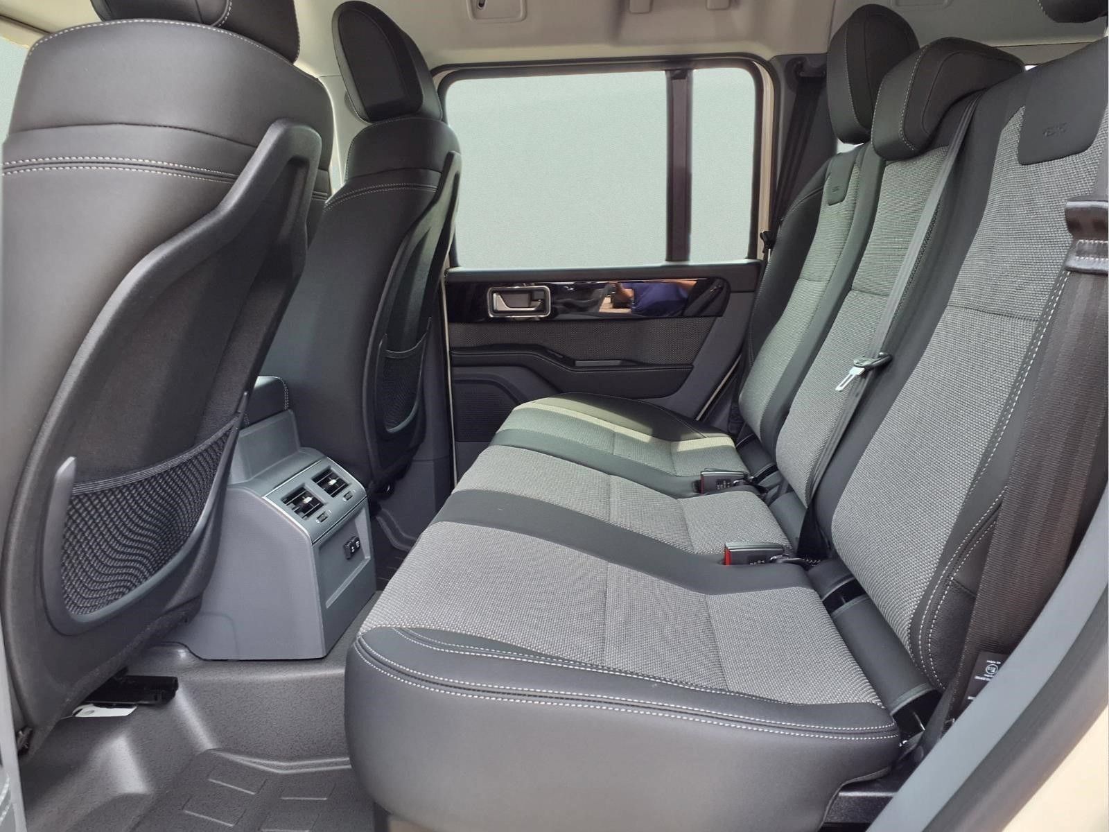 New 2026 INEOS Grenadier Station Wagon AWD/4WD image 10