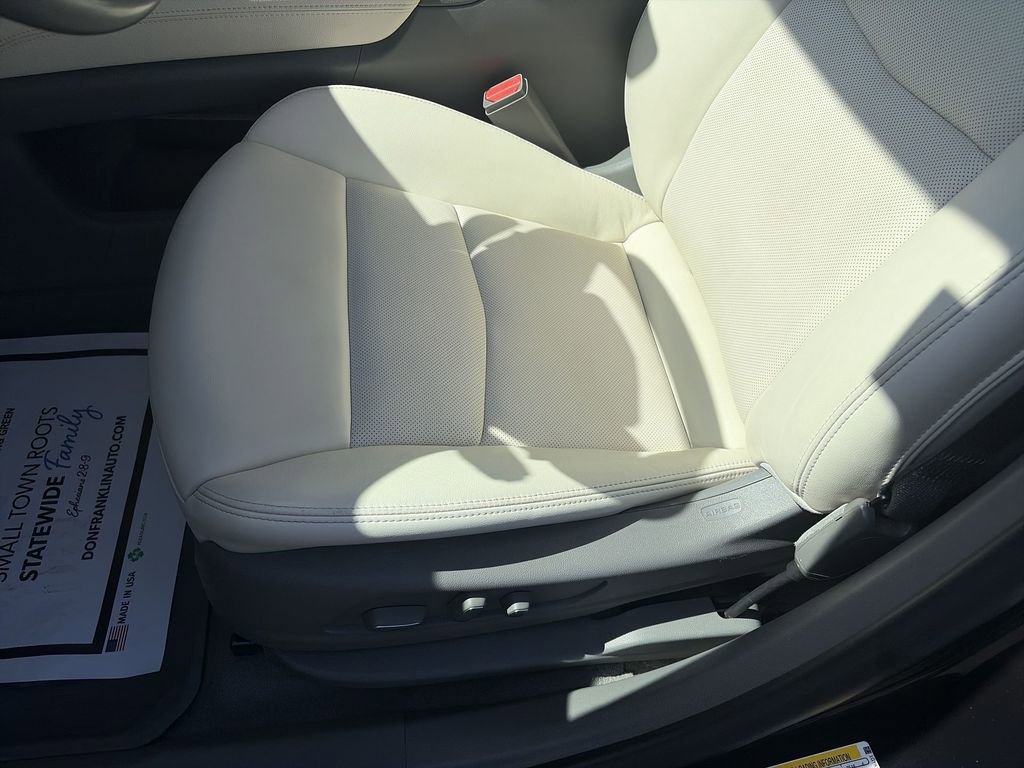Used 2021 Cadillac XT6 Premium Luxury image 12